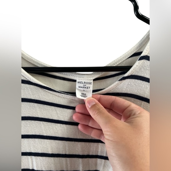 White and black striped tunic dress - Picture 3 of 4